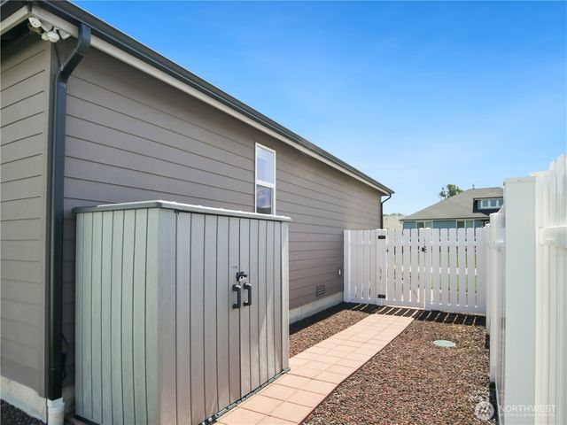 111 Cherry Lane SW, Orting, WA 98360