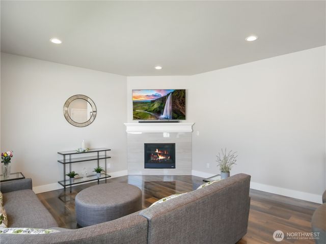 111 Cherry Lane SW, Orting, WA 98360