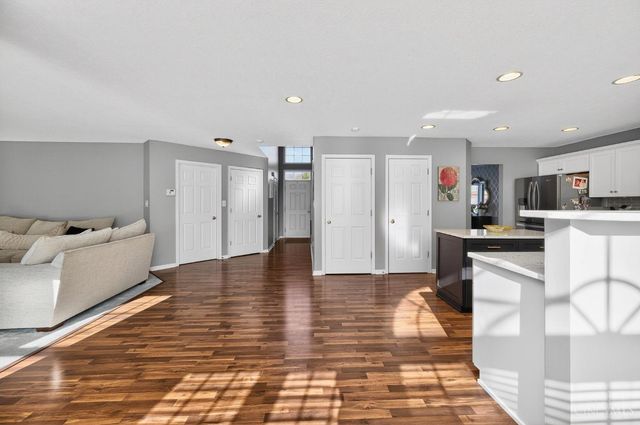 8031 Paradise Cove, Liberty Twp, OH 45044