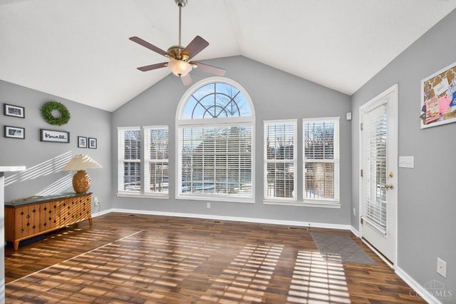 8031 Paradise Cove, Liberty Twp, OH 45044