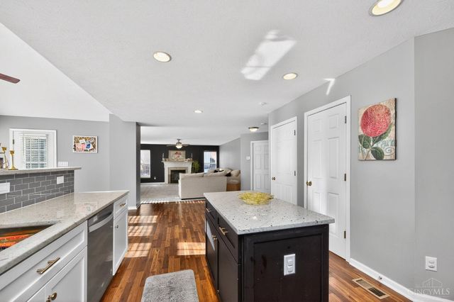 8031 Paradise Cove, Liberty Twp, OH 45044