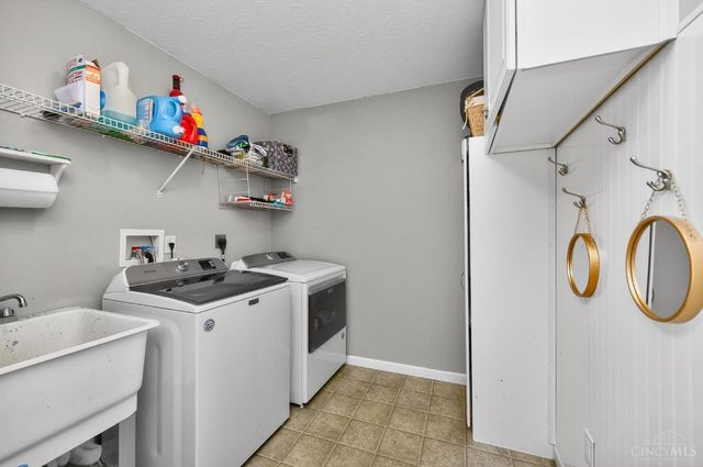 8031 Paradise Cove, Liberty Twp, OH 45044