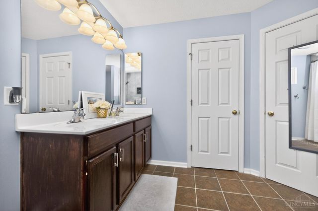 8031 Paradise Cove, Liberty Twp, OH 45044