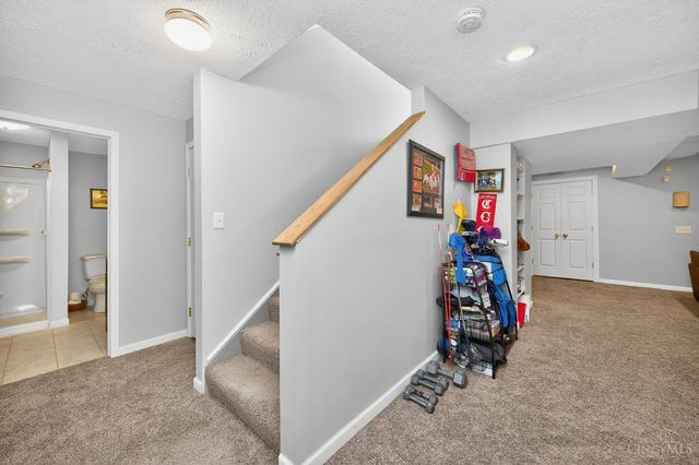 8031 Paradise Cove, Liberty Twp, OH 45044