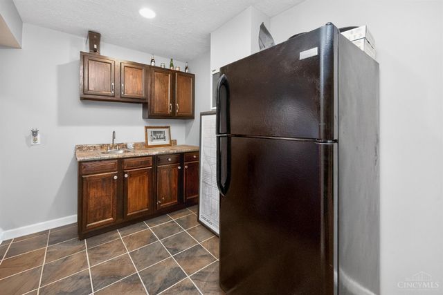 8031 Paradise Cove, Liberty Twp, OH 45044