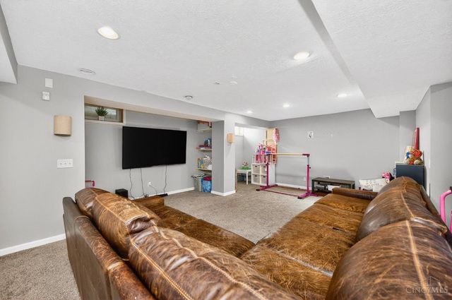 8031 Paradise Cove, Liberty Twp, OH 45044