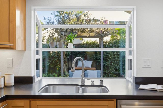 1005 Cardiff Lane, Redwood City, CA 94061