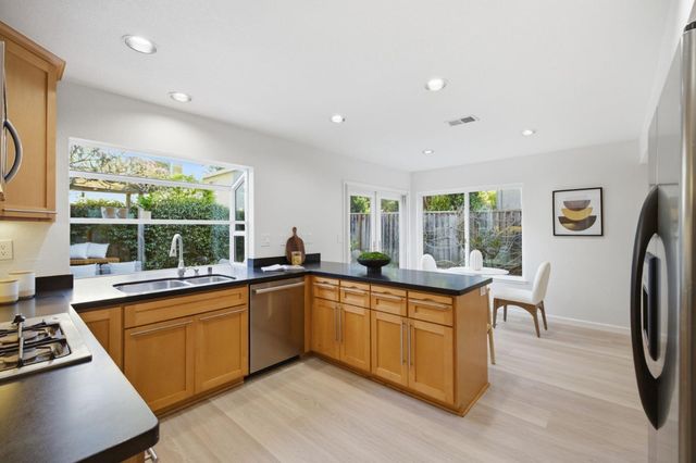 1005 Cardiff Lane, Redwood City, CA 94061