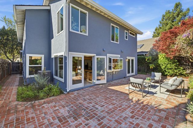 1005 Cardiff Lane, Redwood City, CA 94061