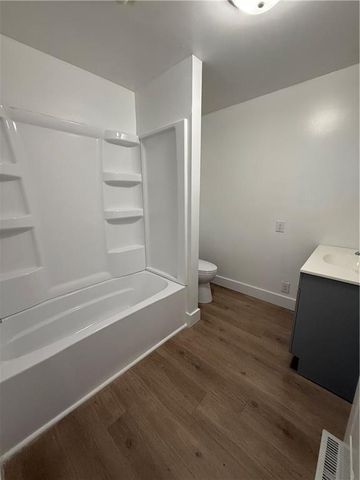 807 Albermarle Street, St Joseph, MO 64501