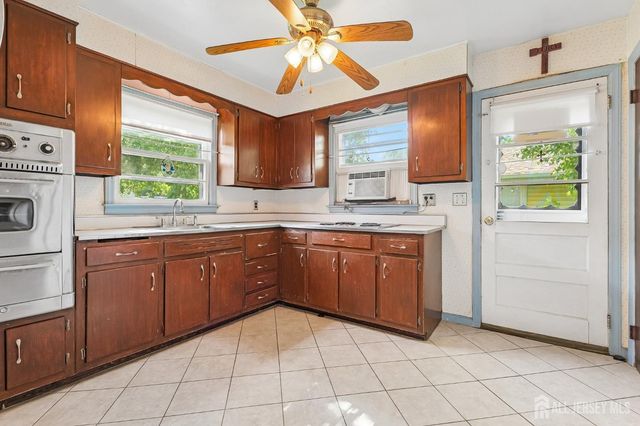 1920 Oxford Avenue, South Plainfield, NJ 07080