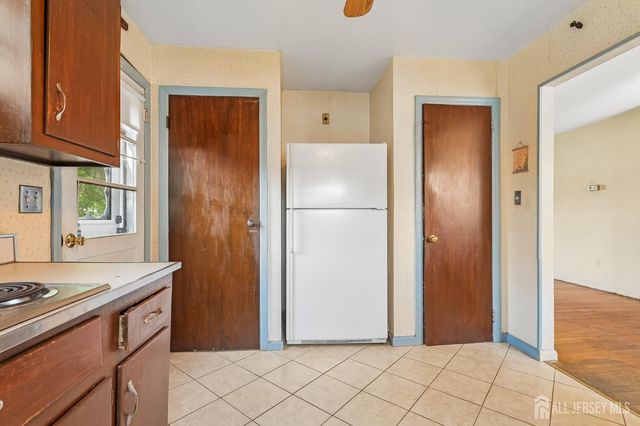 1920 Oxford Avenue, South Plainfield, NJ 07080