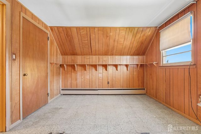 1920 Oxford Avenue, South Plainfield, NJ 07080
