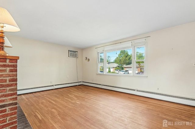 1920 Oxford Avenue, South Plainfield, NJ 07080