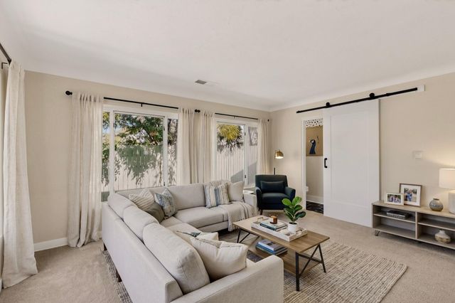 3605 Mesa Verde Avenue NE, Albuquerque, NM 87110