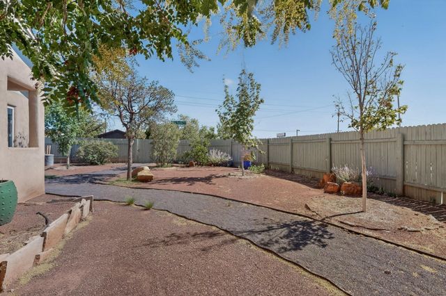 3605 Mesa Verde Avenue NE, Albuquerque, NM 87110