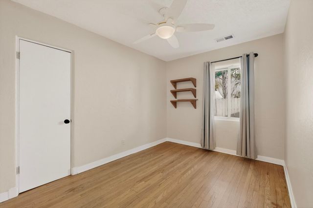 3605 Mesa Verde Avenue NE, Albuquerque, NM 87110