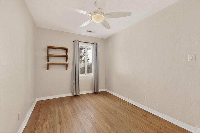 3605 Mesa Verde Avenue NE, Albuquerque, NM 87110