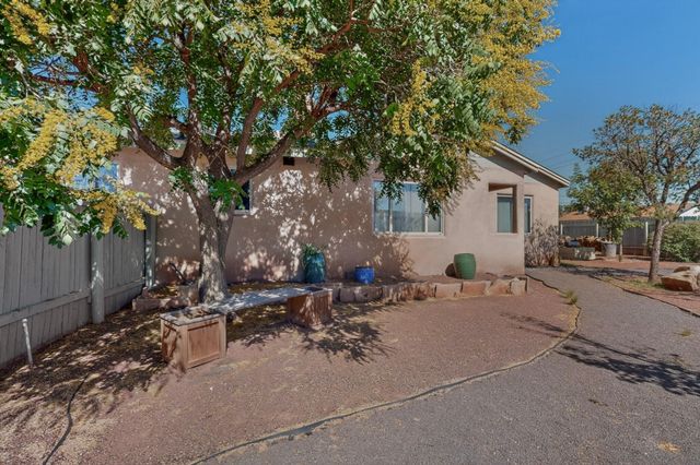 3605 Mesa Verde Avenue NE, Albuquerque, NM 87110