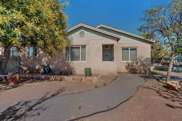 3605 Mesa Verde Avenue NE, Albuquerque, NM 87110
