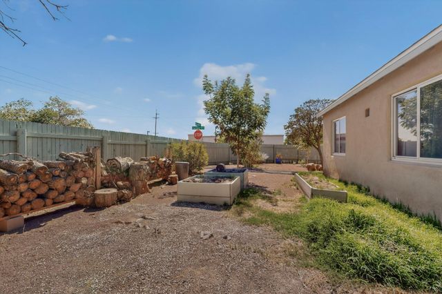3605 Mesa Verde Avenue NE, Albuquerque, NM 87110