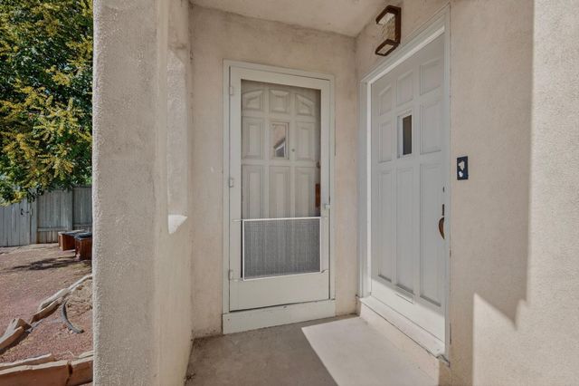 3605 Mesa Verde Avenue NE, Albuquerque, NM 87110
