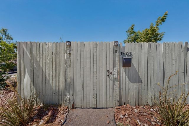 3605 Mesa Verde Avenue NE, Albuquerque, NM 87110