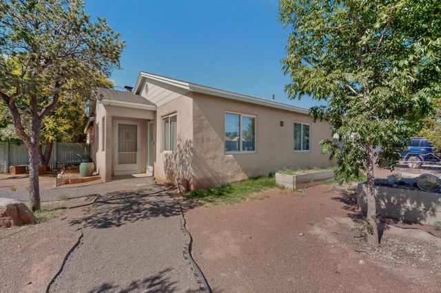 3605 Mesa Verde Avenue NE, Albuquerque, NM 87110