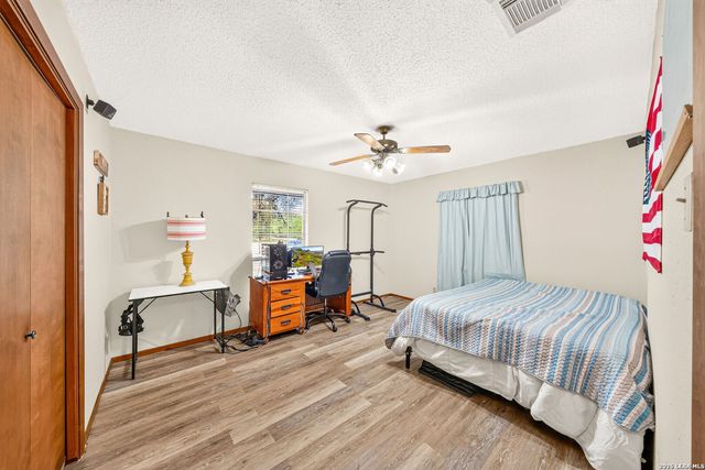 405 FM 1376, Boerne, TX 78006