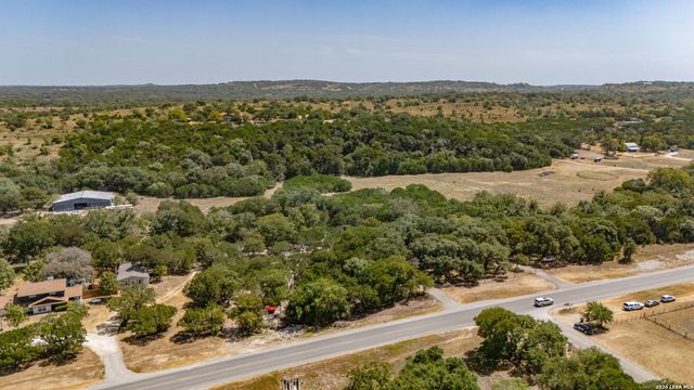 405 FM 1376, Boerne, TX 78006
