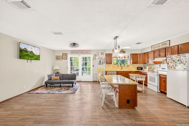 405 FM 1376, Boerne, TX 78006