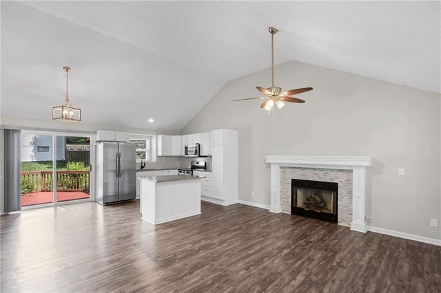 6315 N Quincy Avenue, Kansas City, MO 64119