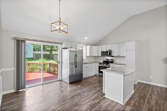 6315 N Quincy Avenue, Kansas City, MO 64119