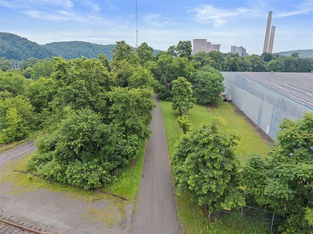 199 Charley Allison Rd, Shippingport, PA 15077