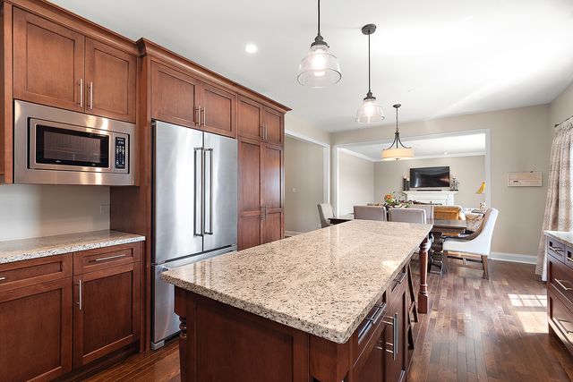 17320 Elk Drive, Orland Park, IL 60467