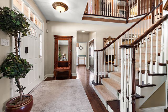 17320 Elk Drive, Orland Park, IL 60467