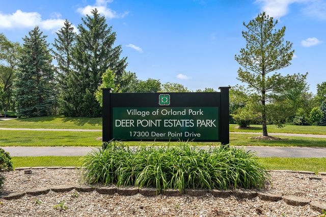 17320 Elk Drive, Orland Park, IL 60467