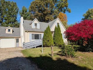 10008 W Coldwater Road, Flushing, MI 48433