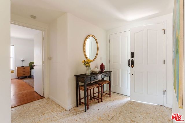 15900 Acre Street, North Hills, CA 91343