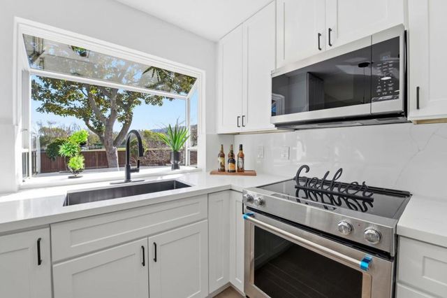 7544 Highland Oaks Drive, Pleasanton, CA 94588