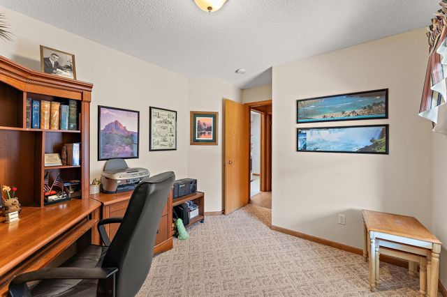 2618 Rosetown Court, Roseville, MN 55113