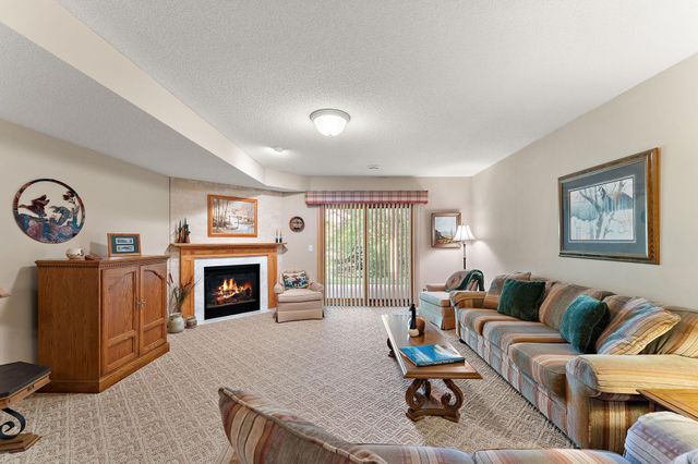 2618 Rosetown Court, Roseville, MN 55113