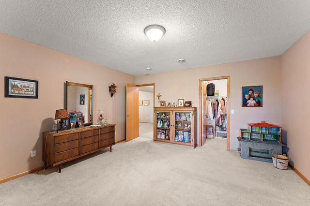 2618 Rosetown Court, Roseville, MN 55113