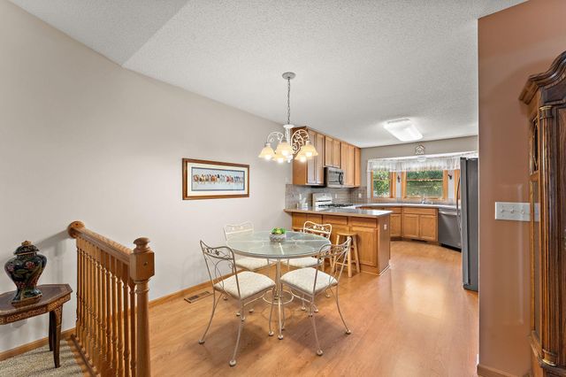 2618 Rosetown Court, Roseville, MN 55113