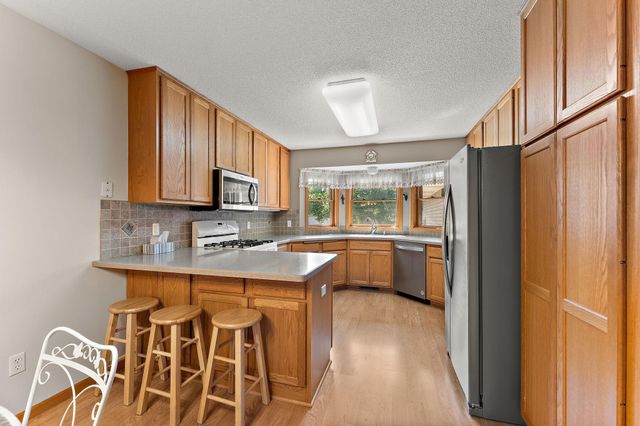 2618 Rosetown Court, Roseville, MN 55113