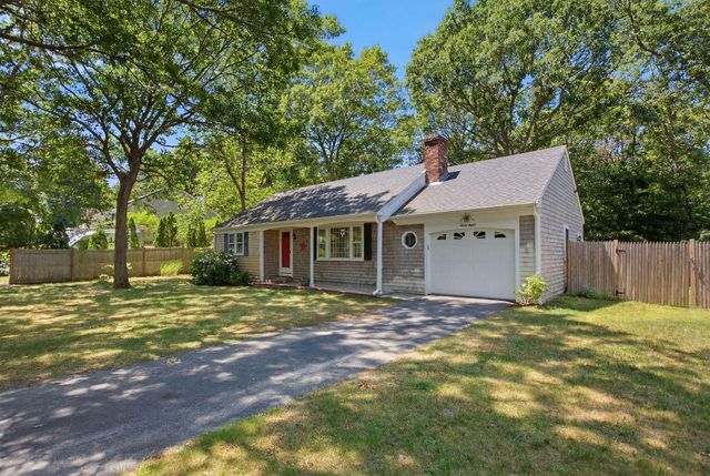 38 McNamara Avenue, West Yarmouth, MA 02673