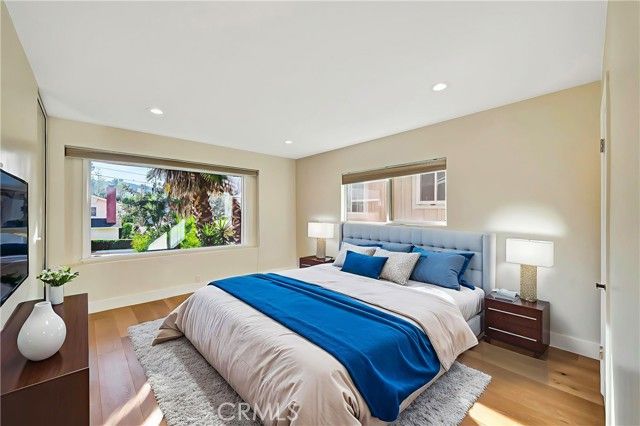 21817 Providencia Street, Woodland Hills (los Angeles), CA 91364