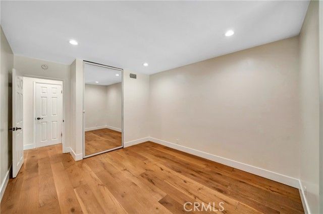 21817 Providencia Street, Woodland Hills (los Angeles), CA 91364