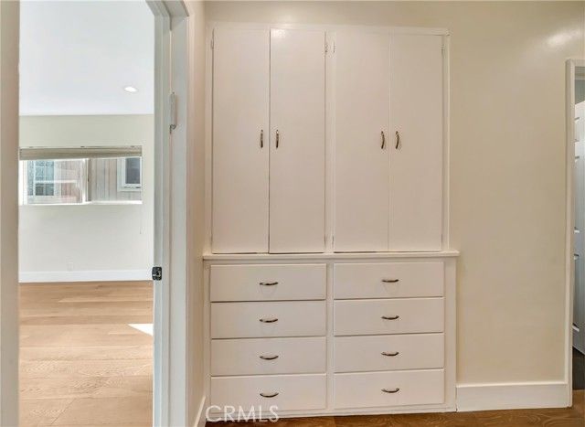 21817 Providencia Street, Woodland Hills (los Angeles), CA 91364