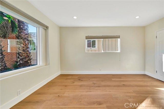 21817 Providencia Street, Woodland Hills (los Angeles), CA 91364